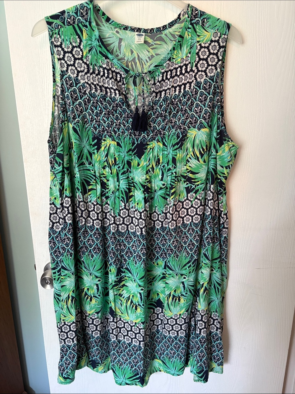 Old Navy Green and Black Tropical Print Midi Dress